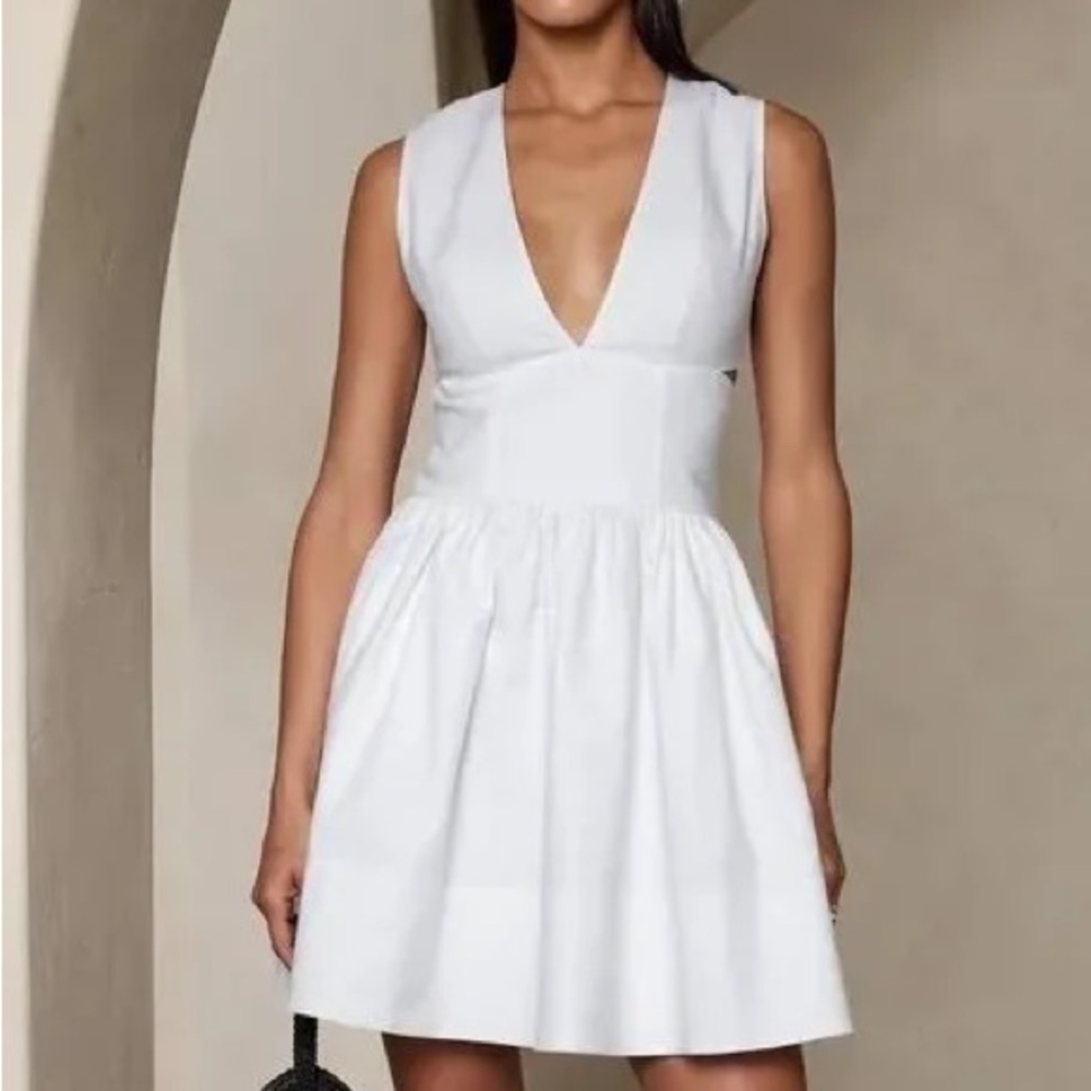 BANANA REPUBLIC WHITE CUT OUT DRESS